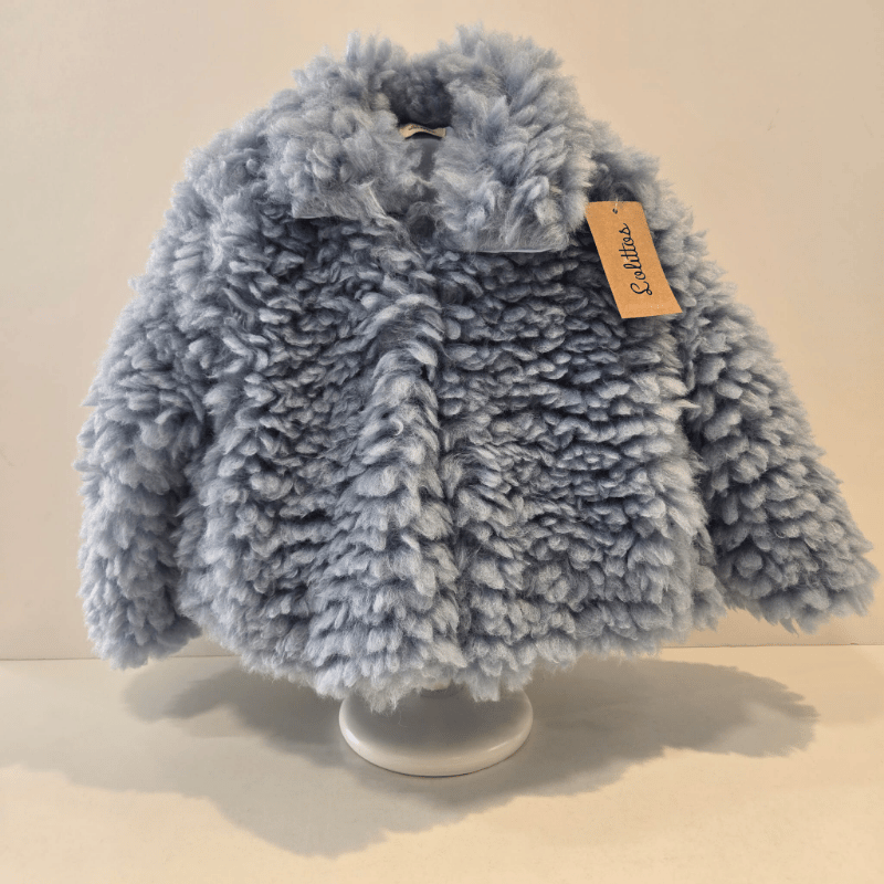 Abrigo azul pelito colección Briana Lolittos invierno