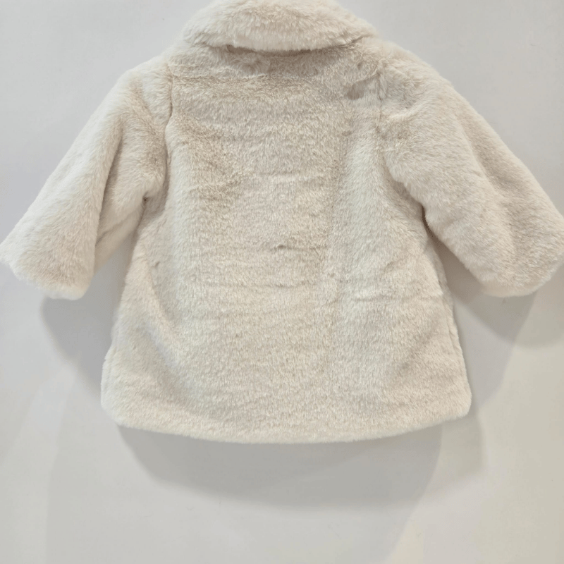 Abrigo pelo colección esencial peluche Paz Rodríguez invierno