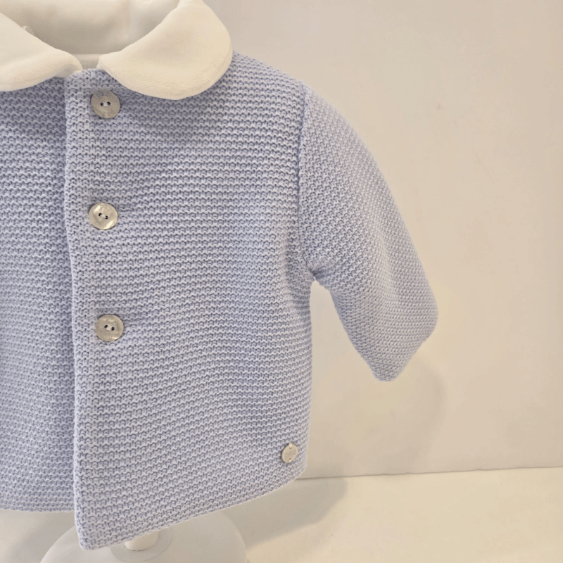Chaquetón celeste punto Fogar cuello blanco P. Rodríguez invierno