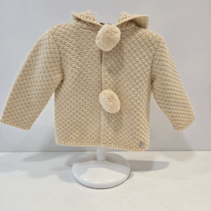 Chaquetón punto capucha pompones Paz Rodríguez invierno