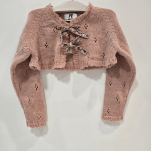 Chaqueta corta lazos colección la tata La Martinica Invierno 26/27