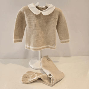 Conjunto avena crudo jubón polaina Lua Paz Rodríguez invierno