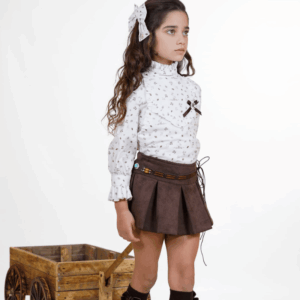 Conjunto blusa falda short tablas Kara N. Fernández invierno 27
