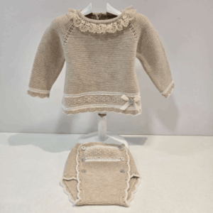 Conjunto de jubón mas cubre Lua Paz Rodríguez invierno