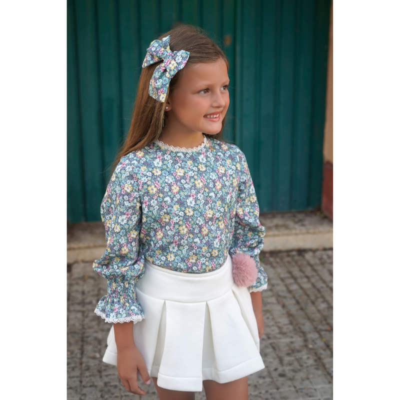 Conjunto falda/Short con Blusa Noma Fernández invierno 26/27