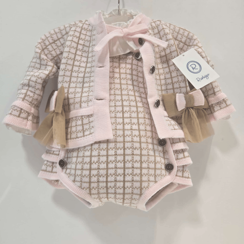 Ranita blusa y chaqueta rosa bebé con camel Rahigo invierno