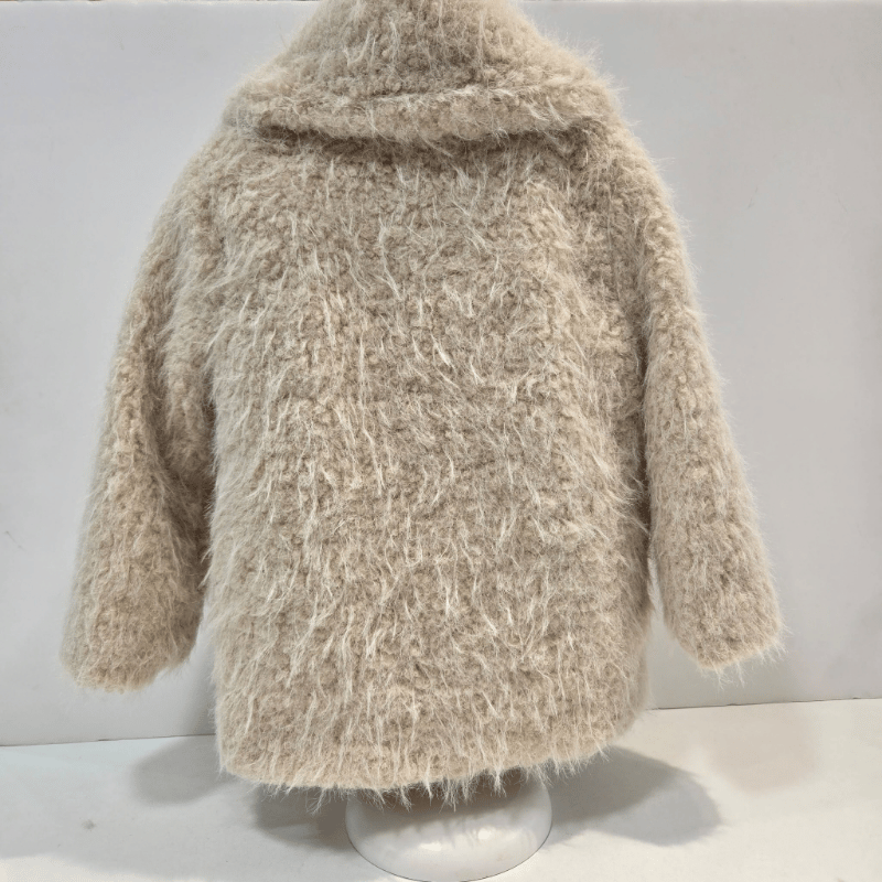 Abrigo colección exteriores Noma Fernández invierno 26/27