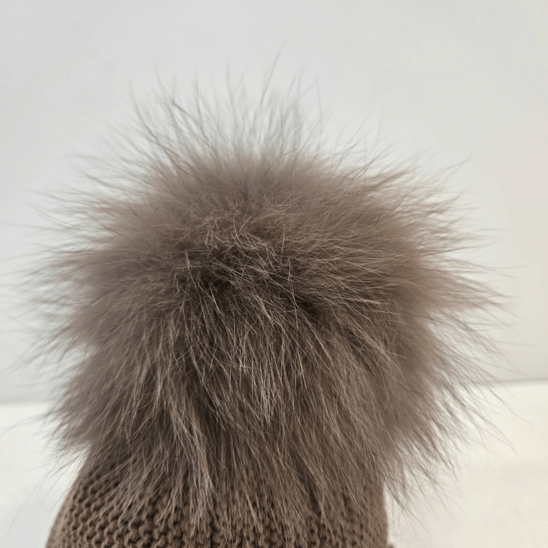 Gorro orejero luxury chocolate pelo natural Pangasa invierno